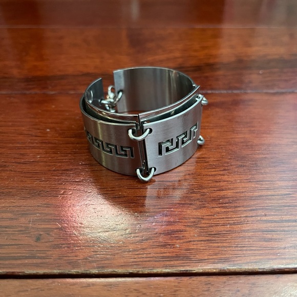 Aztec Bracelet - Picture 6 of 11